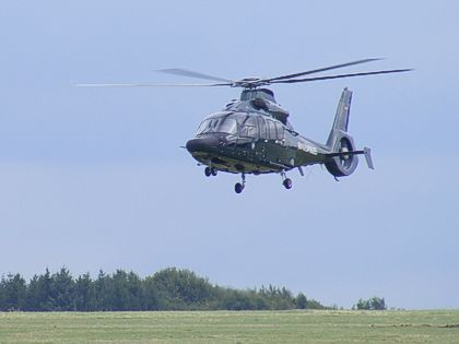 Der Bundesgrenzschutz mit seinen Hubschraubern beim Flugplatzfest in Eudenbach